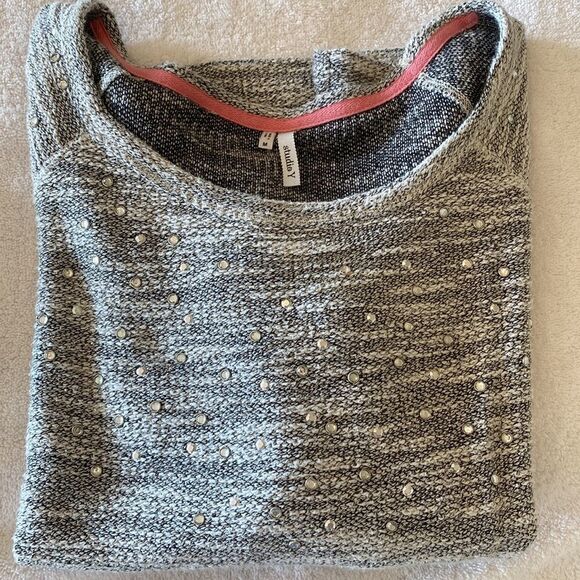 Studio Y beaded sweater - Picture 6 of 6
